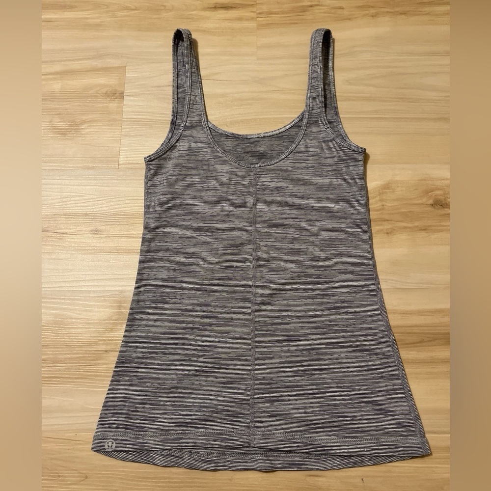 Lululemon Tank Top Grey Active
Workout Athletic Women's 4 - Picture 2 of 6